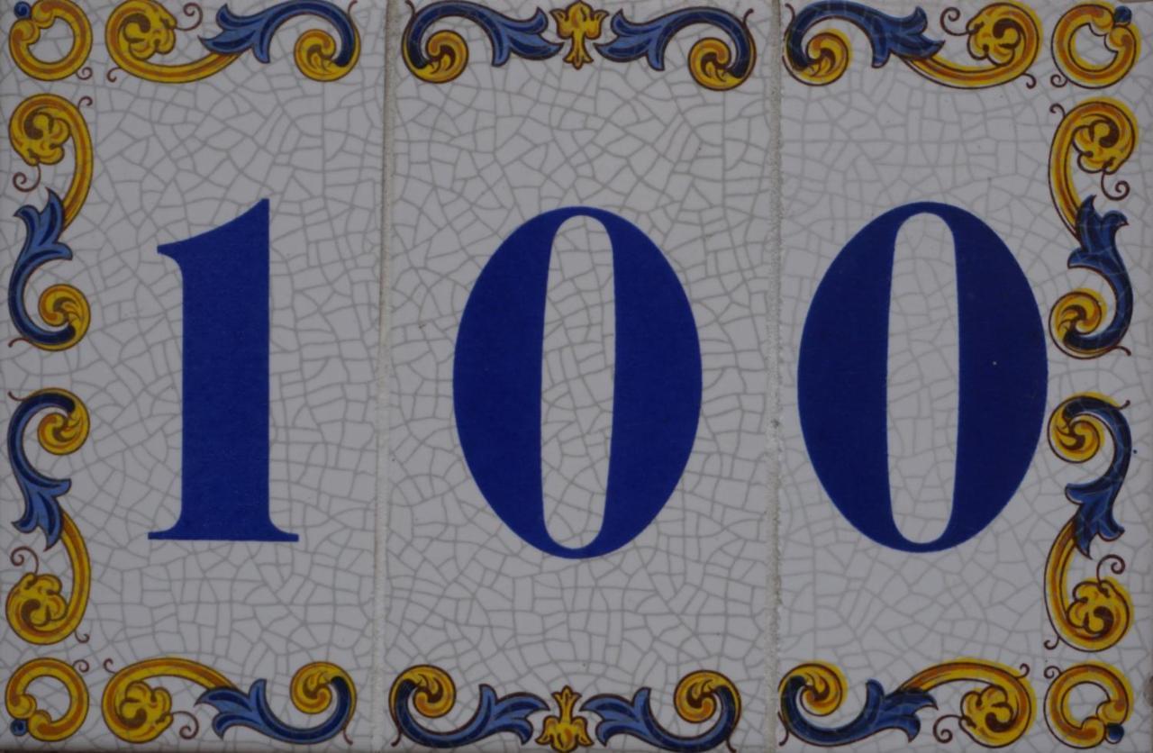 Le 100 Apartment Carcassonne Exterior foto